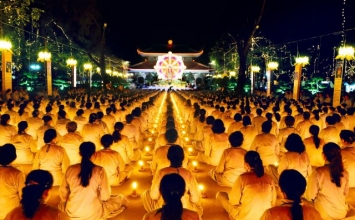 Lễ hội hoa đăng lớn nhất Việt Nam
